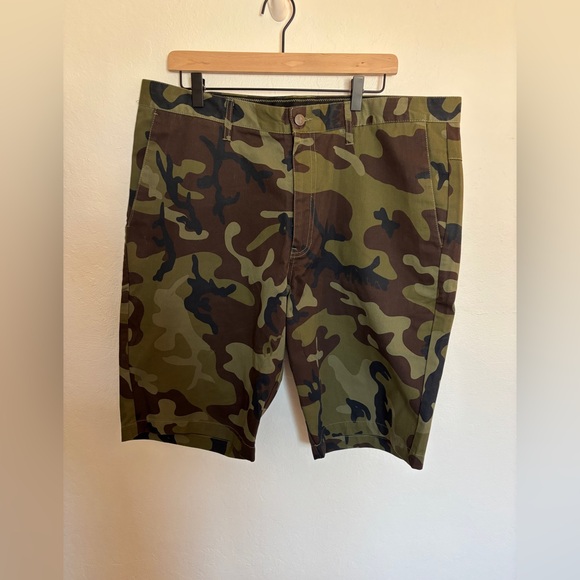 Volcom Men’s Camo Cargo Shorts Size 36 Stone Collection Green Brown - Picture 1 of 9